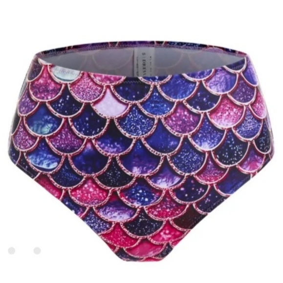 Pool Party! 🏖👙🩱👡🩴😎 - Picture 16 of 16